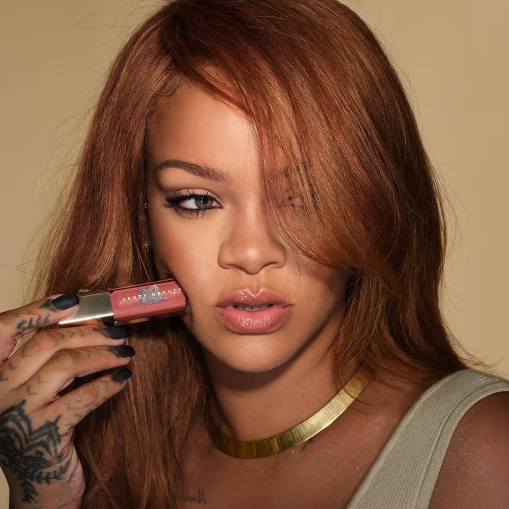 Fenty ‘Fu$$y’ Gloss Bomb Oil Luminizing Lip Oil 'N Gloss - Picture 4 of 13